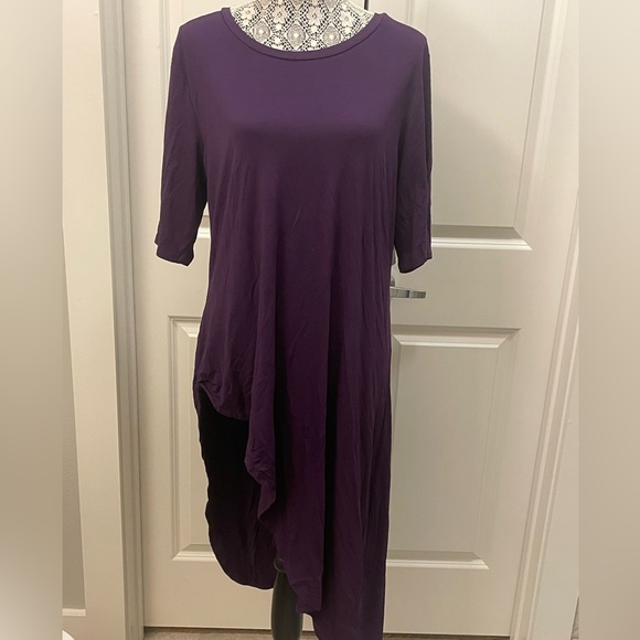 NWT Torrid Super Soft Asymmetric Side Twist Tunic Tank - Picture 4 of 8